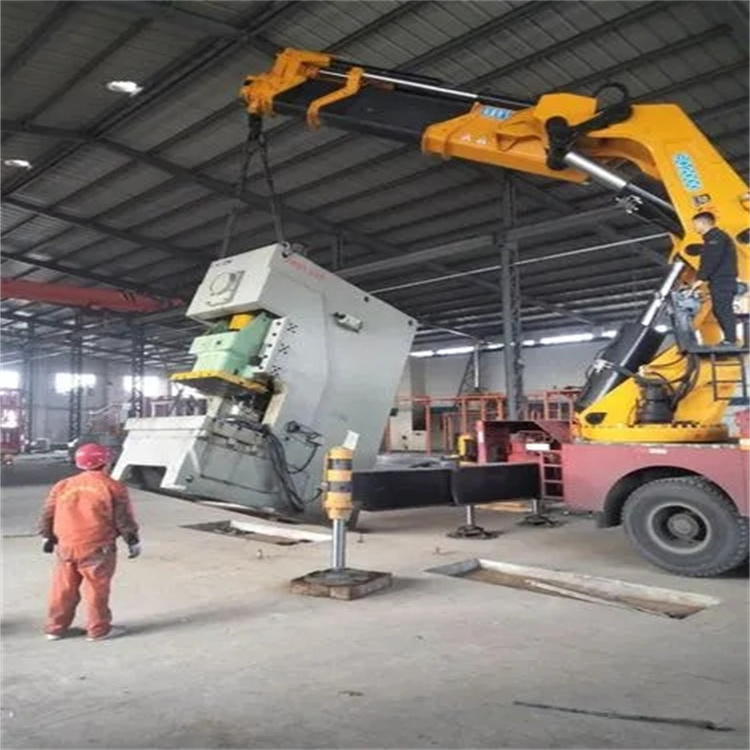 锦江80吨折臂吊车出租附近电话