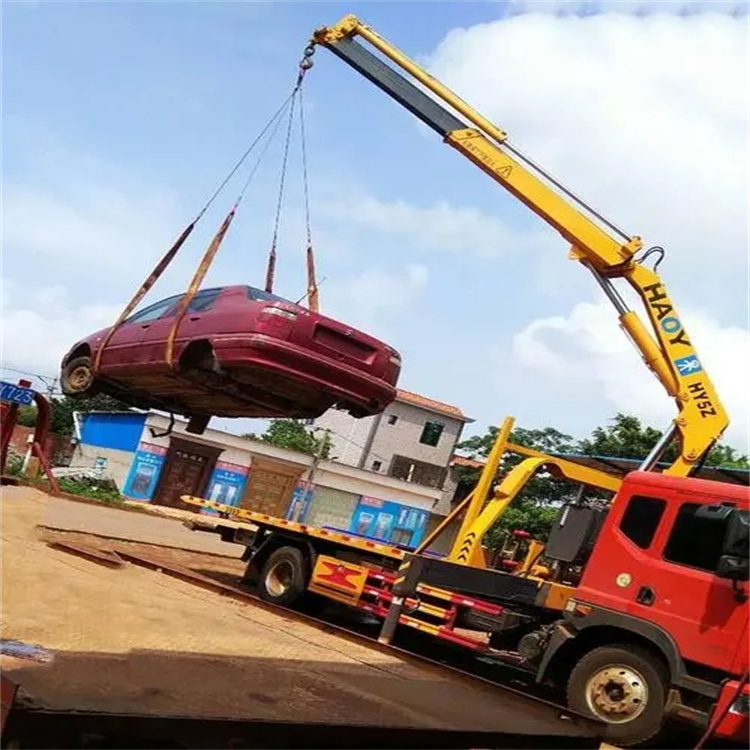 锦江吊车吊汽车的正确方法